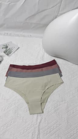 4PCS/Set Seamless Brazilian Panties Women's Sexy Lingerie Cool Ice Silk Low Waist Briefs Soft Solid Ultra-thin Bikini Underwear