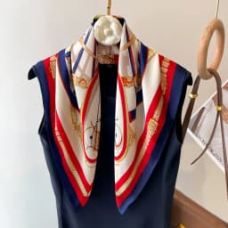 Luxury Brand Silk Scarf Square Women Shawls And Wraps Office Small Hair Neck Hijabs Kerchief Foulard Ladies Scarves 70*70cm