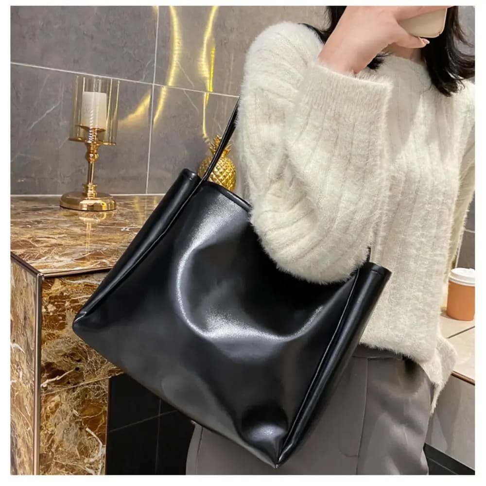 New Trendy Tote Bag Simple Temperament Western Style Large Capacity Shoulder Bag Casual Shopping Bag Luxury Designer Handbag