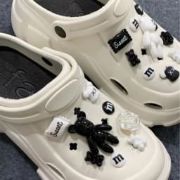 Whole Set Hot DIY Hole Shoes Charms for Black and White Bears Handmade Charms Designer Quality Garden Shoe Decoration Girl Gift