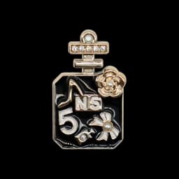 1PCS Acrylic Shoe Charms Fashion Jewelry Shoe Buckle Sandal Pins Accessories Women Men New Shoe Decoration Wristband Tote Bag