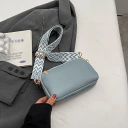 Chic Vegan Crossbody Bag - Minimalist & Fashion-Forward PU Shoulder Bag for Women - Compact, Spacious, Phone-Friendly