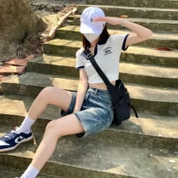 Summer New Women's Short Jeans Y2K Retro Street Fashion Casual Denim Shorts Female High Waisted Loose Straight Leg Denim Shorts