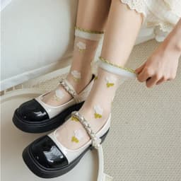 Women Crystal Silk Socks Ultra-thin Breathable Elastic Long Socks See Through Transparent Harajuku Flower Cute Lace Socks Summer