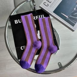 1 pairs High Saturation Dopamine Color Striped Ins Trendy Skateboard Sports Style Vertical Striped Mid Length Socks