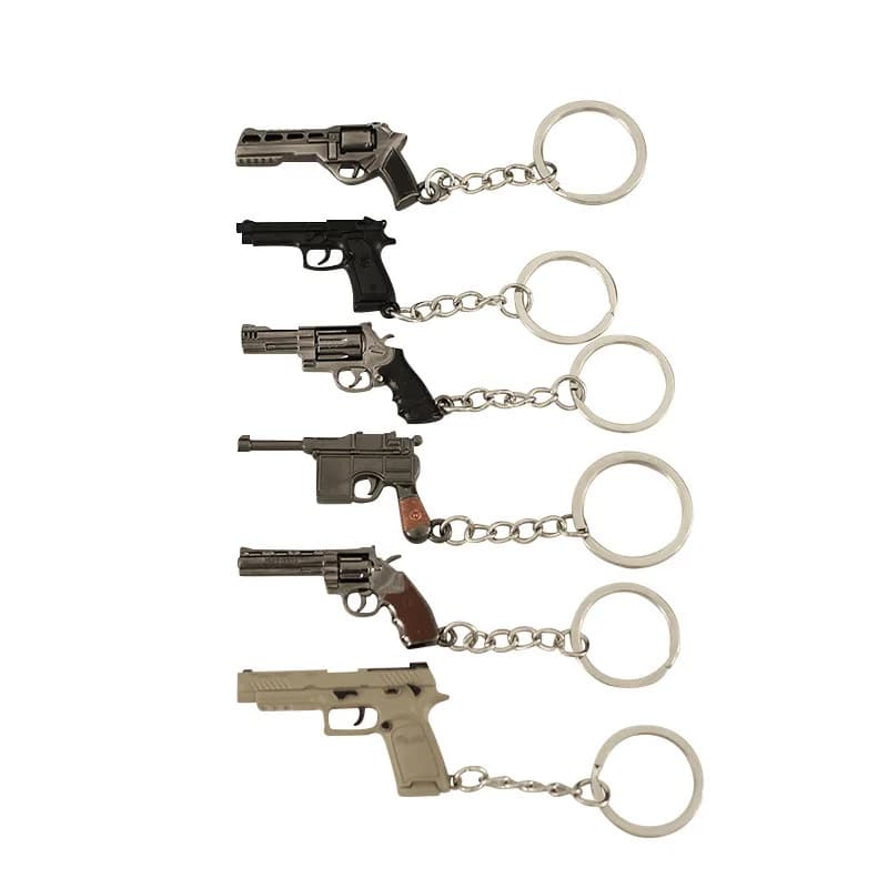 Hot Game Mini Gun Model Keychain Cosplay Accessories Ttig34 M1896 M500 Colt357 Mini R45 P08 Halloween Party Decoration Gifts