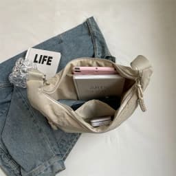 Leisure Crossbody Hobo Bag with Large Capacity Versatile and Niche Design Nylon Shoulder Bag Student Class Mailman Bag