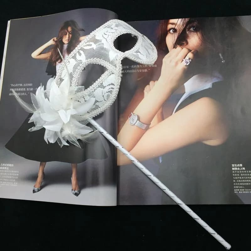 1 Pc Venice Princess Masquerade Mask Handheld Side Flower Translucent Feather Lily Mask Flat Head Lace Handheld Mask Accessories