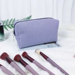 Fashion Women Ruffle Cosmetic Bags Pink/Purple Striped Storage Make Up Bags for Women Lady with Zipper Travel Bag Makeup Bag