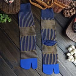 Soft Combed Cotton Women's Two Toe Socks Fashion Retro Striped Color Matching Harajuku Japanese Sandals Tabi Socks Autumn Winter