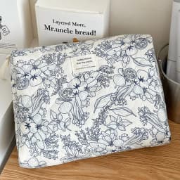 2024 Vintage Flower Quilting Women Makeup Bag Portable Zipper Cosmetic Travel Organizer Female Handbag Toiletry Pouch For Girls