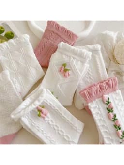 5 pairs of pink and white girl diamond patterned flower socks pink and cute lace mid length socks