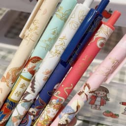 Cute Cartoon Design Ballpoint Pen 0.5mm Bear Peach Astronaut Writing Gel Pens Press Type Rollerball Pen Learning Office Supplies