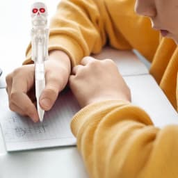 Halloween Pen With Light Halloween Pen Funny Boxing Skeleton With LED Light Adults And Children Ballpoint Pens Ergonomic Grip