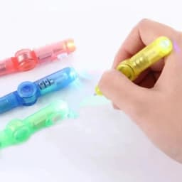 4-1Pcs LED Light Spinning Pen Fingertip Ballpoint Pens Toy Glow-in-the-dark Cool Fidget Spinner Pen for Kid Decompression Toys