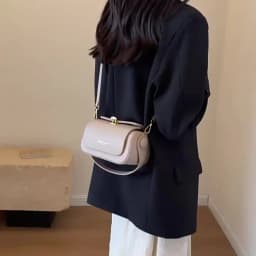 Classic Black Shoulder Bag Women's Versatile Retro Crossbody Square Bags 2024 New Large Capacity Textured Leather Flap Handbags