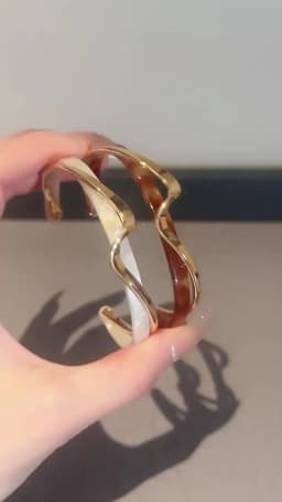 White Acrylic Bracelets Board Bend Metal Bangles Womens Hand Bracelets Geometric C- shaped Opening Bracelets Jewelry Gifts K