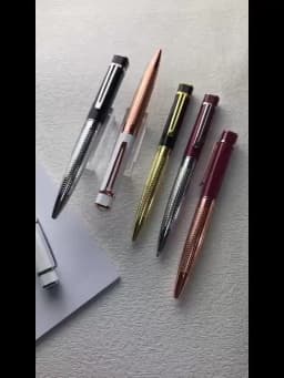 High Quality Green Metal Roller Ball Pen 0.5mm Nib Dragon Clip Business Gifts Writing Office School Supplies Metal Ballpoint Pen