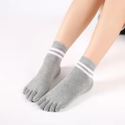 New Cotton Woman Five Finger Socks Female Toe Socks Harajuku Toe Separator Sox Streetwear Autumn Winter 5 Toe Socks