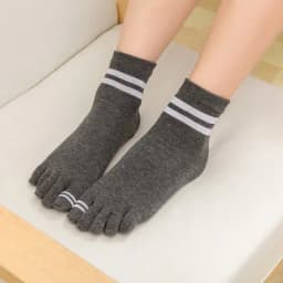 New Cotton Woman Five Finger Socks Female Toe Socks Harajuku Toe Separator Sox Streetwear Autumn Winter 5 Toe Socks