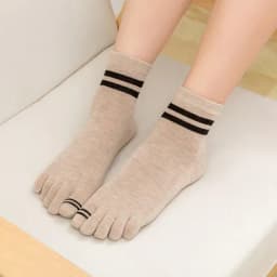 New Cotton Woman Five Finger Socks Female Toe Socks Harajuku Toe Separator Sox Streetwear Autumn Winter 5 Toe Socks