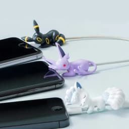 Data Cable Protective Sleeve Fashion Cartoons Figure Buckle Usb Charging Cable Thread Bite Protective Cover