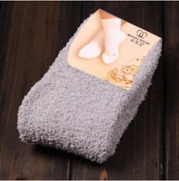 Women's Bed Socks Pure Color Fluffy Warm Winter Christmas Gift Soft Floor Home Candy Color Coral FLeece Velvet Socks Dropship