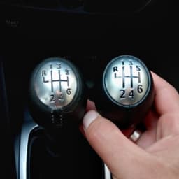 6 Speed Gear Shift Knob Leather Handleball For Renault Megane MK3 Clio Laguna For Vauxhall For Nissan Interstar