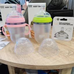 Silicone Baby Bottle Green/Pink 5 oz and 8 oz Baby Bottles 2 Pack BPA free Feeding bottle children kids