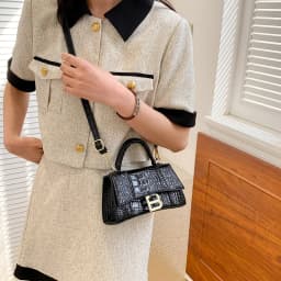 Classic Luxury Designer Diaper Bag: Elegant Crossbody Handbag For Women With Vintage Style And Large Capacity Messenger Tote
