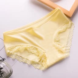 Candy Color Panties Women's Comfortable High Quality Cotton Women's Underwear Mid Waist Ureathable Women's Large Size Briefs