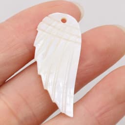 New Natural Shell Beads Pendant Leaf/Flower/Wing Mother of Pearl Shell Charms for DIY Earrings Necklace Jewelry Making 5PC