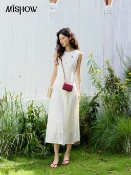 MISHOW Asymmetric Lace Fishtail Dress 2026 Summer Flower Embroidery Sleeveless Elegant Dress Round Neck Long Dresses MXE35L2301