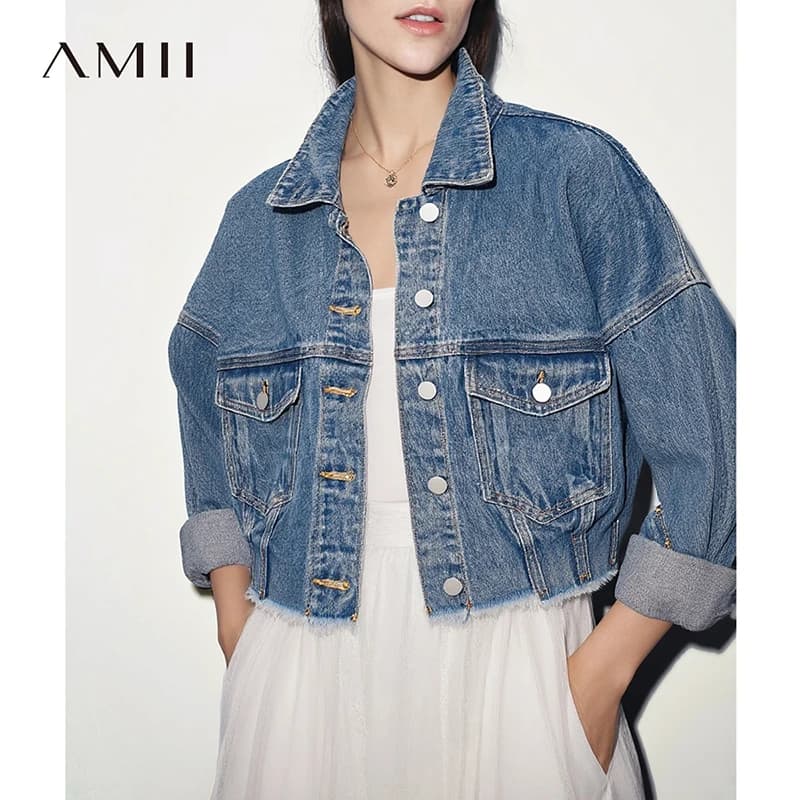 Amii Minimalism Women Jackets 2026 Autumn New Casual Versatile Pocket Women's Denim Jacket Short Loose Cotton Top 12611029