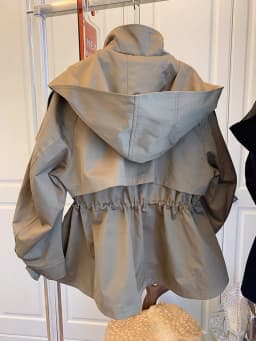 Aynaray 2026 Women Oversized Hooded Short Trench Jacket Solid Waist Drawstring Outerwear Windbreaker Utility Jacket Hoodies Coat
