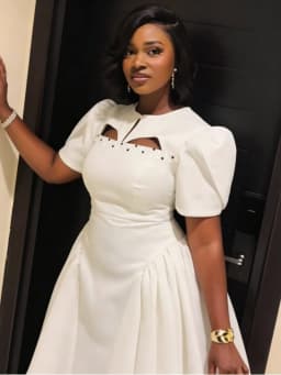 Elegant White Cutout Puff Sleeve Mini Dress Luxury Rhinestone Beading High Waist A-Line Party Dress Trendy Summer Club Vestidos