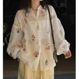 Women Summer Sexy Bohemian Blouses V-Neck Flower Embroidery Blouses Fashion Women Elegant White Tops Shirts