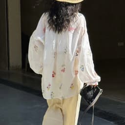 Women Summer Sexy Bohemian Blouses V-Neck Flower Embroidery Blouses Fashion Women Elegant White Tops Shirts