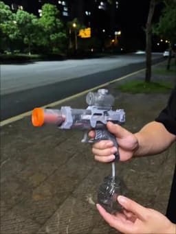 HUIQIBAO Electric Pulse Water Gun Simulated Flame Sensor Light Fully Automatic Fights Toy Water Pistol Outdoor Beach Toys Adult