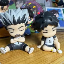 Japan Haikyu!! Shoulder Lean Fig Series 2 Blind Box ToyOikawa Tooru Keiji Akaashi Oikawa Tooru Action Figures Decoration Gifts