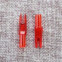 50pcs Arrow Nocks For Carbon Arrow Shaft I.D 6.2mm Plastic Arrow Tails DIY Arrow Knocks Replacement Archery Hunting shooting