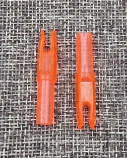 50pcs Arrow Nocks For Carbon Arrow Shaft I.D 6.2mm Plastic Arrow Tails DIY Arrow Knocks Replacement Archery Hunting shooting