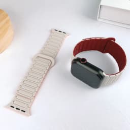 Silicone Strap for Apple Watch 46mm 42mm 49 45mm 41mm 44 40mm Magnetic Band for IWatch Ultra 4/3/2 Series 12 11 10 9 8 7 6 SE 5