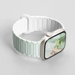 Silicone Strap for Apple Watch 46mm 42mm 49 45mm 41mm 44 40mm Magnetic Band for IWatch Ultra 4/3/2 Series 12 11 10 9 8 7 6 SE 5