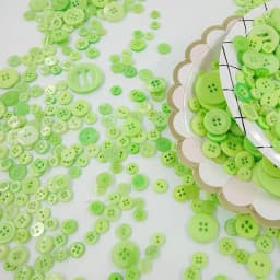 50g Mix Size Mix Color Plastic Buttons Lot for Sewing Scrapbooking and DIY Handmade Craft with Different Color and Style