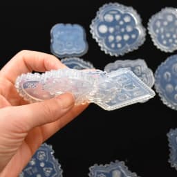 SNASAN Tiny Beads Flower Bear Leaf Shell Dolphin Beauty Nail Art Resin Silicone Mould DIY Tool UV Epoxy Resin Box Silicone Mold