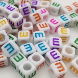 Diy Letter Beads Square Shape Bead Acrylic 6mm Single Colorful Alphabet Beads Women for Jewelry Making Bracelet Necklace 100pcs