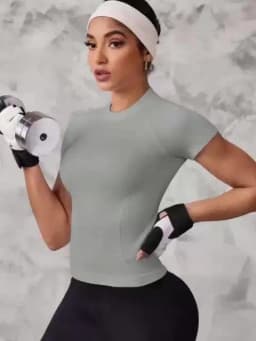 Women's Short-Sleeved Sports Top, Breathable and Quick-Drying Fabric, Suitable for Running and yoga,