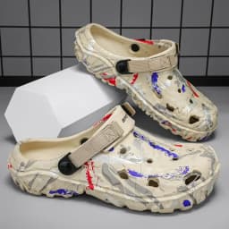 Plus Size Summer Men Sandals Clogs Outdoor Garden Clogs Hole Shoes Male Casual Shoes Water Shoes Comfort Home Soft Slippers