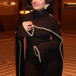 White Pearl Trim Cape Maxi Dress Women Elegant Long Sleeve Cinched Waist Muslim Robes 2026 Spring EID Abaya Lady Dresses